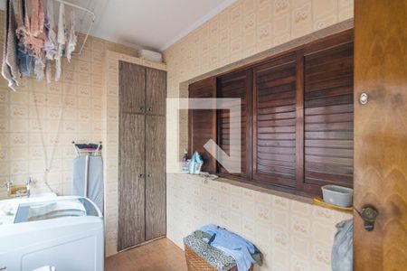 Casa à venda com 250m², 2 quartos e 4 vagas Casa à venda com 250m², 2 quartos e 4 vagasÁrea de Serviço