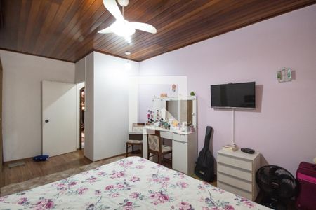 Casa à venda com 246m², 3 quartos e 3 vagas Casa à venda com 246m², 3 quartos e 3 vagasQuarto 2