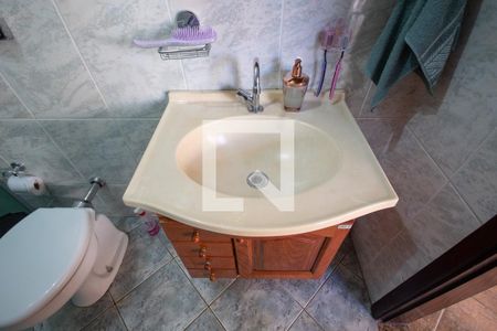 Casa à venda com 246m², 3 quartos e 3 vagas Casa à venda com 246m², 3 quartos e 3 vagasBanheiro 2