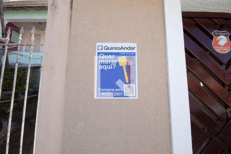 Casa à venda com 246m², 3 quartos e 3 vagas Casa à venda com 246m², 3 quartos e 3 vagasPlaca