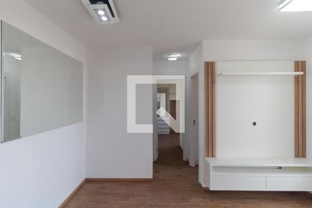 Salas de apartamento para alugar com 2 quartos, 43m² em Jardim Ipaussurama, Campinas