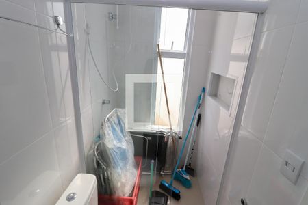 Casa à venda com 145m², 4 quartos e 2 vagas Casa à venda com 145m², 4 quartos e 2 vagasBanheiro da Suíte 3
