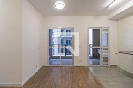 Sala de apartamento para alugar com 2 quartos, 52m² em Alphaville Empresarial, Barueri