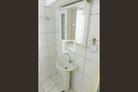 Banheiro de apartamento para alugar com 1 quarto, 55m² em Bela Vista, São Paulo