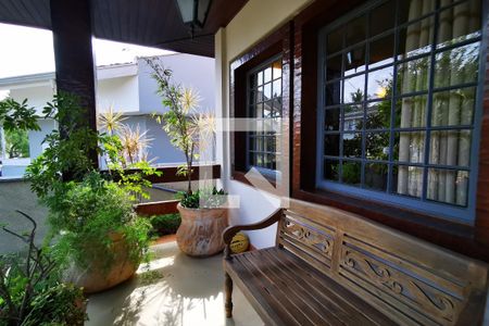 Casa de condomínio à venda com 400m², 4 quartos e 3 vagas Casa de condomínio à venda com 400m², 4 quartos e 3 vagasÁrea Externa