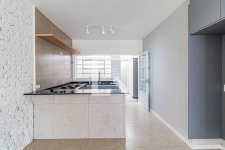 Cozinha de casa para alugar com 3 quartos, 130m² em Jaguaré, São Paulo