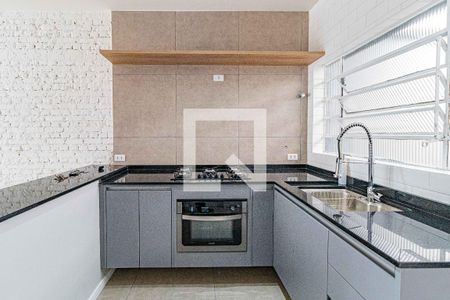 Cozinha de casa para alugar com 3 quartos, 130m² em Jaguaré, São Paulo