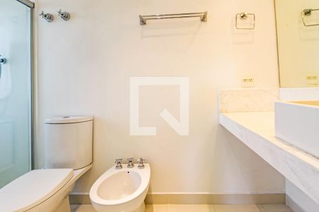 Apartamento à venda com 167m², 3 quartos e 4 vagas Apartamento à venda com 167m², 3 quartos e 4 vagasBanheiro 2 Suíte 1