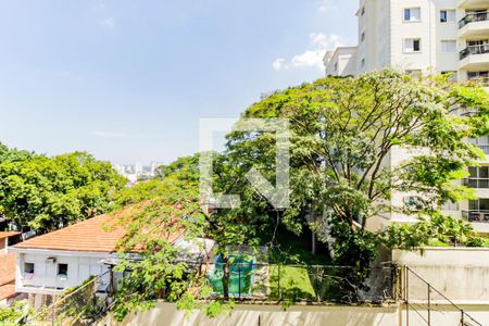 Apartamento à venda com 167m², 3 quartos e 4 vagas Apartamento à venda com 167m², 3 quartos e 4 vagasVaranda Quarto