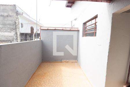 Casa à venda com 140m², 4 quartos e 2 vagas Casa à venda com 140m², 4 quartos e 2 vagasÁrea de serviço (casa 1)