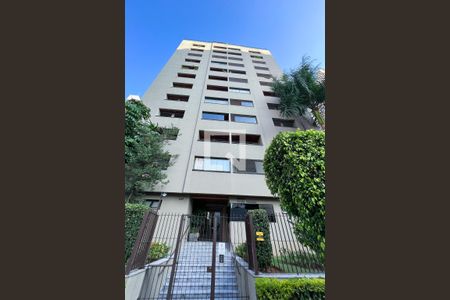 Apartamento à venda com 75m², 3 quartos e 1 vaga Apartamento à venda com 75m², 3 quartos e 1 vagaFachada