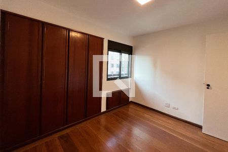 Apartamento à venda com 75m², 3 quartos e 1 vaga Apartamento à venda com 75m², 3 quartos e 1 vagaSuíte