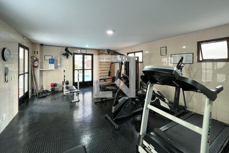 Apartamento à venda com 75m², 3 quartos e 1 vaga Apartamento à venda com 75m², 3 quartos e 1 vagaAcademia
