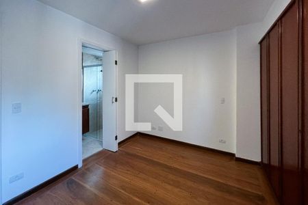 Apartamento à venda com 75m², 3 quartos e 1 vaga Apartamento à venda com 75m², 3 quartos e 1 vagaSuíte