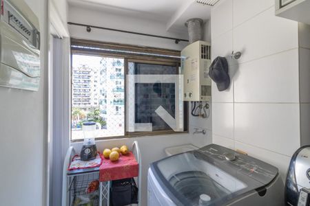 Apartamento à venda com 80m², 2 quartos e 2 vagasÁrea de Serviço