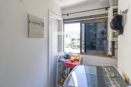 Apartamento à venda com 80m², 2 quartos e 2 vagasÁrea de Serviço
