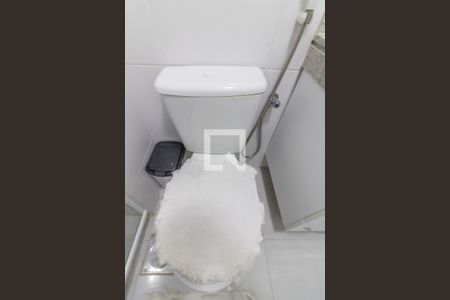 Apartamento à venda com 80m², 2 quartos e 2 vagasBanheiro Social