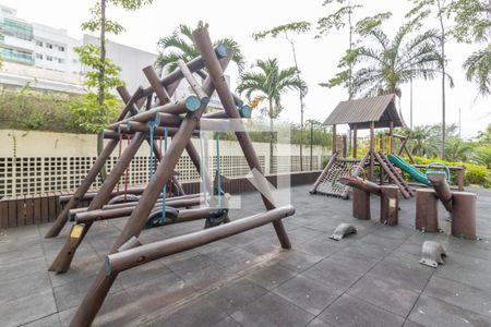 Apartamento à venda com 80m², 2 quartos e 2 vagasÁrea comum - Playground