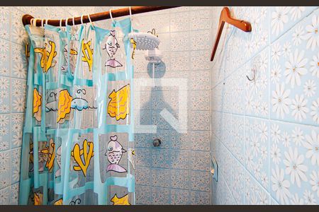 Casa à venda com 563m², 4 quartos e 5 vagas Casa à venda com 563m², 4 quartos e 5 vagasquarto de serviço - Banheiro suíte