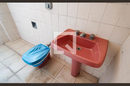 Casa à venda com 563m², 4 quartos e 5 vagas Casa à venda com 563m², 4 quartos e 5 vagasÁrea Externa