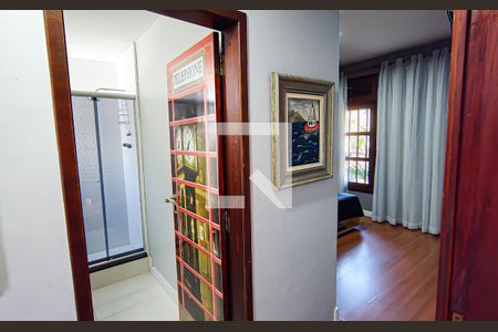 Casa à venda com 563m², 4 quartos e 5 vagas Casa à venda com 563m², 4 quartos e 5 vagasSuíte 1