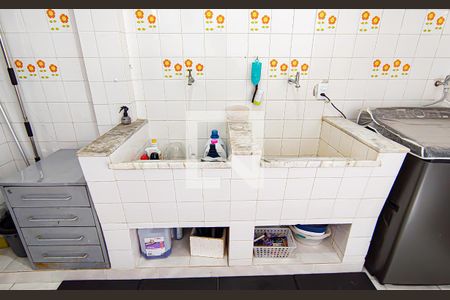 Casa à venda com 563m², 4 quartos e 5 vagas Casa à venda com 563m², 4 quartos e 5 vagasárea de serviço