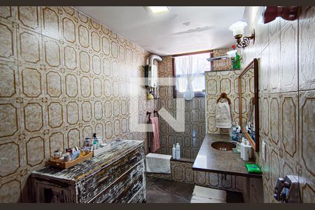 Casa à venda com 563m², 4 quartos e 5 vagas Casa à venda com 563m², 4 quartos e 5 vagasBanheiro da Suíte 3