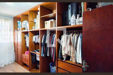 Casa à venda com 563m², 4 quartos e 5 vagas Casa à venda com 563m², 4 quartos e 5 vagasSuíte 3