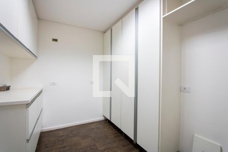 Casa à venda com 470m², 3 quartos e 3 vagas Casa à venda com 470m², 3 quartos e 3 vagasÁrea de serviço