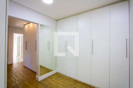 Casa à venda com 470m², 3 quartos e 3 vagas Casa à venda com 470m², 3 quartos e 3 vagasCloset do quarto 1