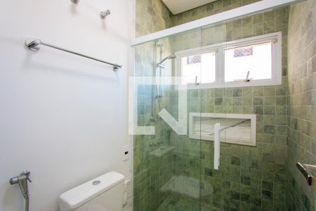 Casa à venda com 470m², 3 quartos e 3 vagas Casa à venda com 470m², 3 quartos e 3 vagasBanheiro do quarto 2