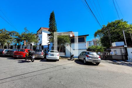 Apartamento à venda com 79m², 3 quartos e 1 vaga Apartamento à venda com 79m², 3 quartos e 1 vagaFachada