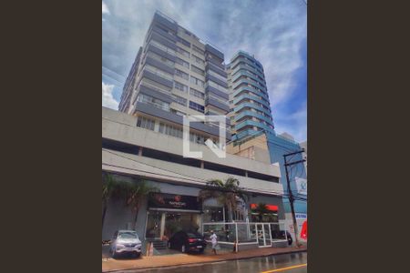 Apartamento à venda com 57m², 1 quarto e 1 vaga Apartamento à venda com 57m², 1 quarto e 1 vagaFachada do Condomínio