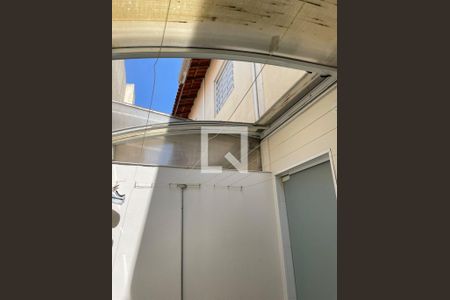 Casa de condomínio à venda com 68m², 2 quartos e 1 vaga Casa de condomínio à venda com 68m², 2 quartos e 1 vagaÁrea de Serviço