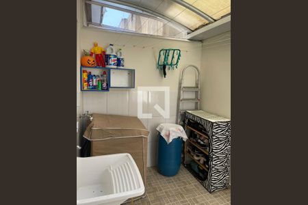 Casa de condomínio à venda com 68m², 2 quartos e 1 vaga Casa de condomínio à venda com 68m², 2 quartos e 1 vagaÁrea de Serviço