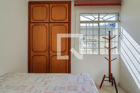 Apartamento à venda com 170m², 4 quartos e 2 vagasQuarto 2 Semi-Suíte