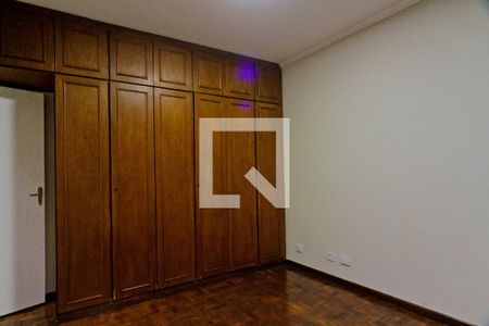 Quarto 2 de casa para alugar com 3 quartos, 135m² em Parque Maria Domitila, São Paulo