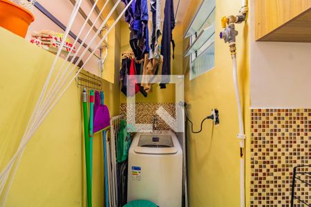 Apartamento à venda com 48m², 2 quartos e sem vaga Apartamento à venda com 48m², 2 quartos e sem vagaÁrea de Serviço