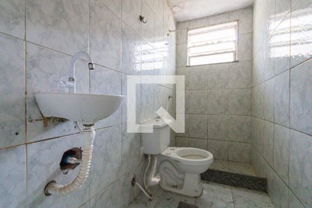 Apartamento para alugar com 45m², 2 quartos e 2 vagas Apartamento para alugar com 45m², 2 quartos e 2 vagasBanheiro