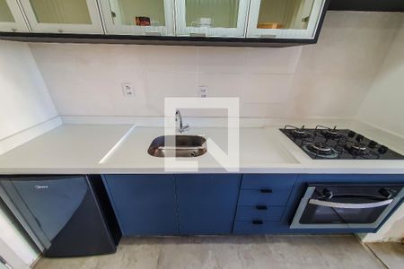 Sala Cozinha de apartamento para alugar com 2 quartos, 31m² em Vila Monumento, São Paulo