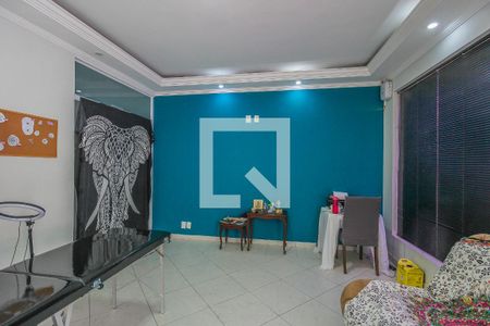 Casa à venda com 244m², 2 quartos e 5 vagas Casa à venda com 244m², 2 quartos e 5 vagasCasa 2