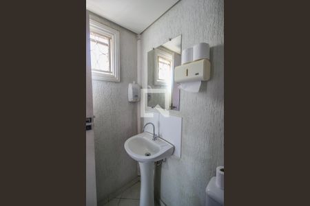 Casa à venda com 244m², 2 quartos e 5 vagas Casa à venda com 244m², 2 quartos e 5 vagasBanheiro da Casa 2