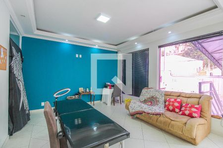 Casa à venda com 244m², 2 quartos e 5 vagas Casa à venda com 244m², 2 quartos e 5 vagasCasa 2