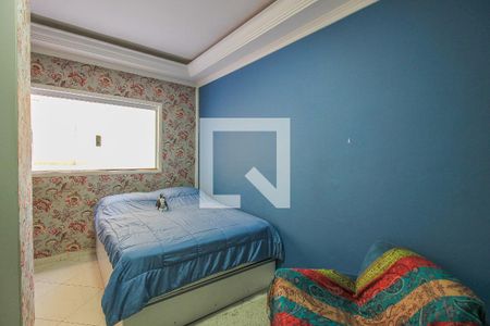 Casa à venda com 244m², 2 quartos e 5 vagas Casa à venda com 244m², 2 quartos e 5 vagasQuarto