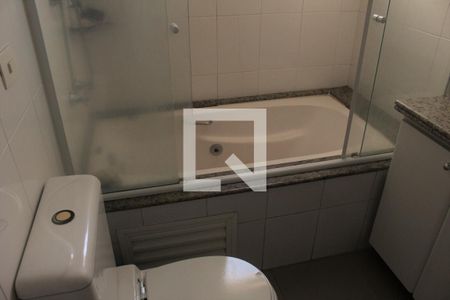 Apartamento à venda com 156m², 3 quartos e 3 vagasBanheiro suíte 1