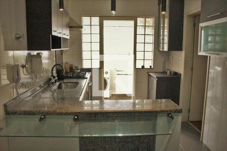 Apartamento à venda com 156m², 3 quartos e 3 vagasCozinha - foto 2