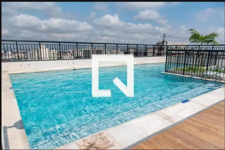 Apartamento à venda com 27m², 1 quarto e sem vaga Apartamento à venda com 27m², 1 quarto e sem vagaÁrea comum - Piscina