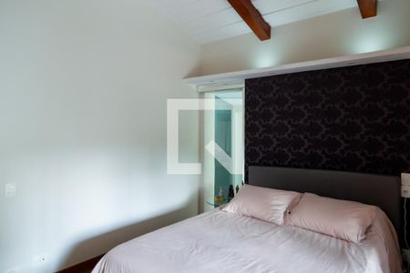 Casa à venda com 950m², 5 quartos e 5 vagas Casa à venda com 950m², 5 quartos e 5 vagasSuíte 4