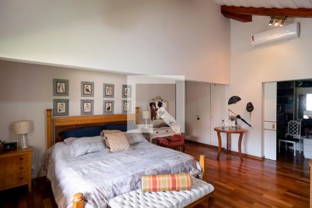 Casa à venda com 950m², 5 quartos e 5 vagas Casa à venda com 950m², 5 quartos e 5 vagasSuíte 5 - Master