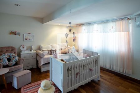 Casa à venda com 950m², 5 quartos e 5 vagas Casa à venda com 950m², 5 quartos e 5 vagasSuíte 2